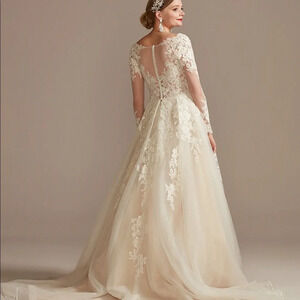 DAVIDS BRIDAL Solid white long sleeve wedding dress